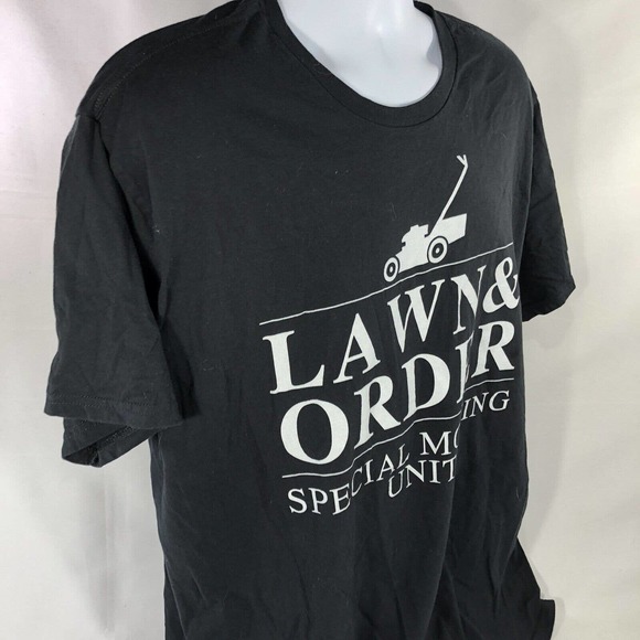 LAW & ORDER SPECIAL MOWING UNIT SHIRT MENS 2XL BLACK SHORT SLEEVE FUNNY DAD MOW - Picture 5 of 15